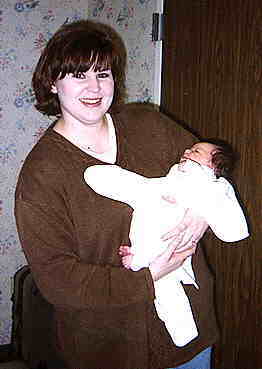julie&baby.jpg (9781 bytes)