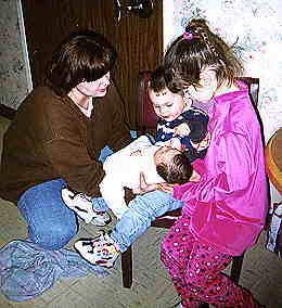 kids2.jpg (13384 bytes)